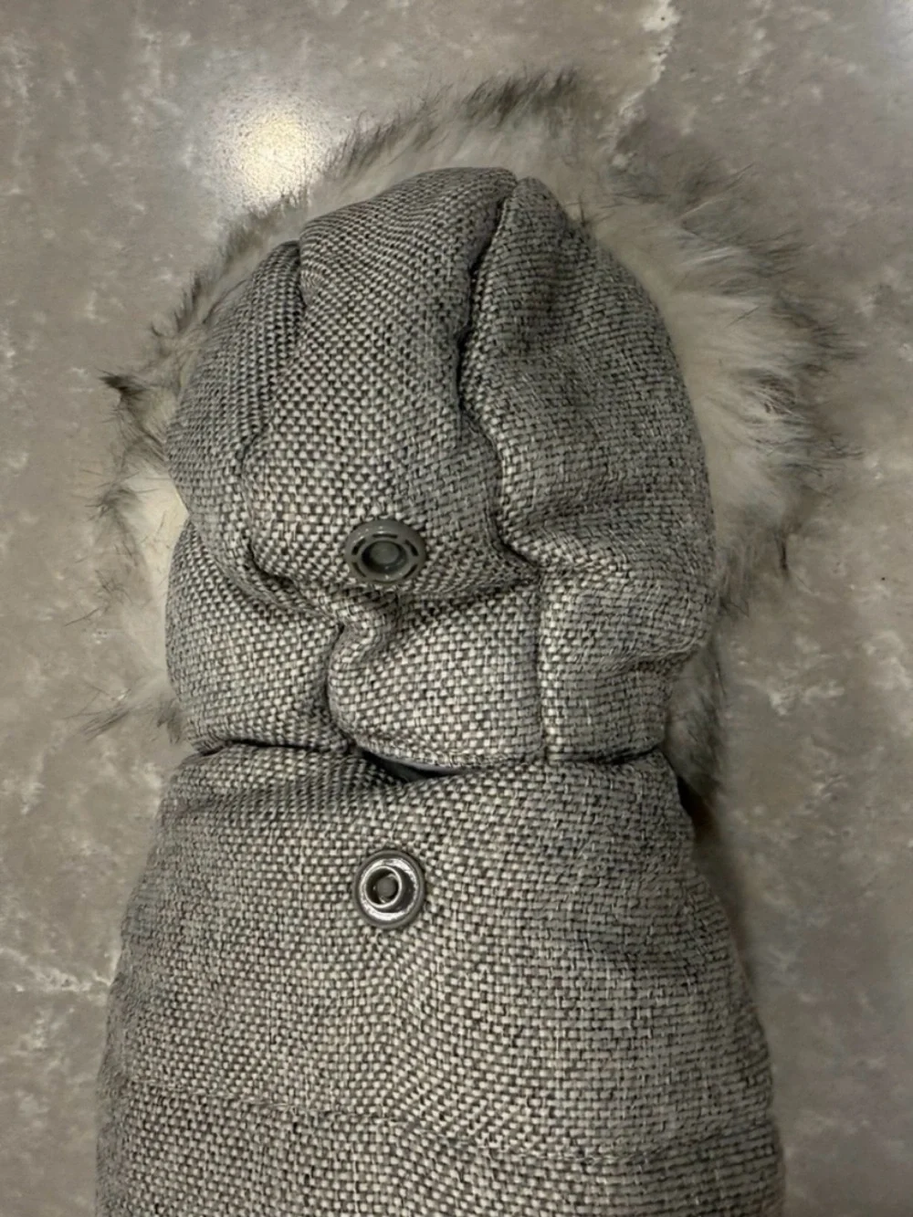 N/A cozy gray